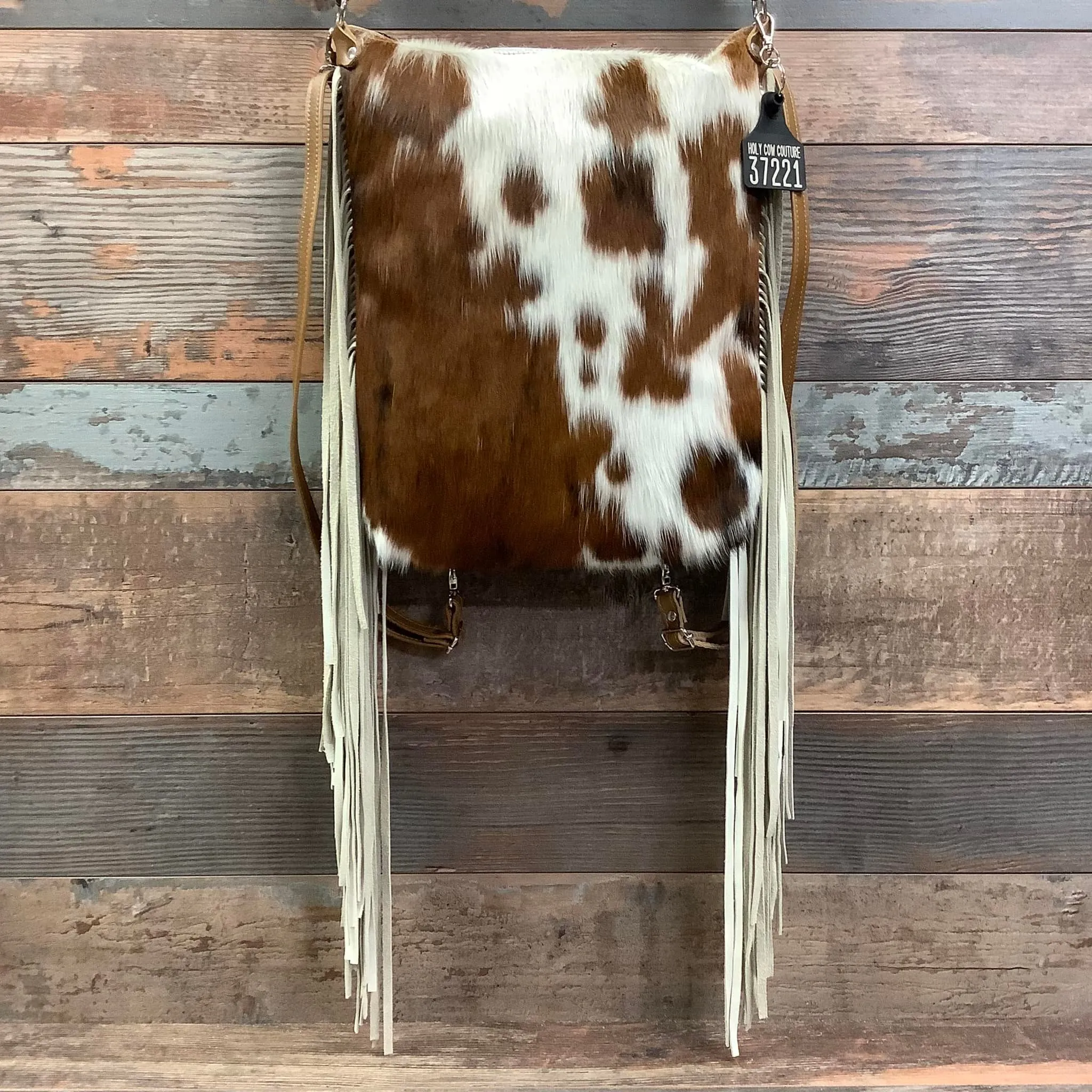 Bagpack - 18" Fringe/Dual Conceal Carry #37221