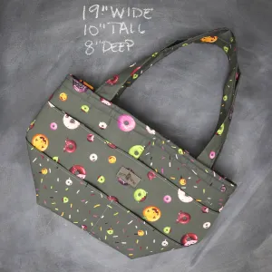 Barrel Tote Bag in Boo Beingets