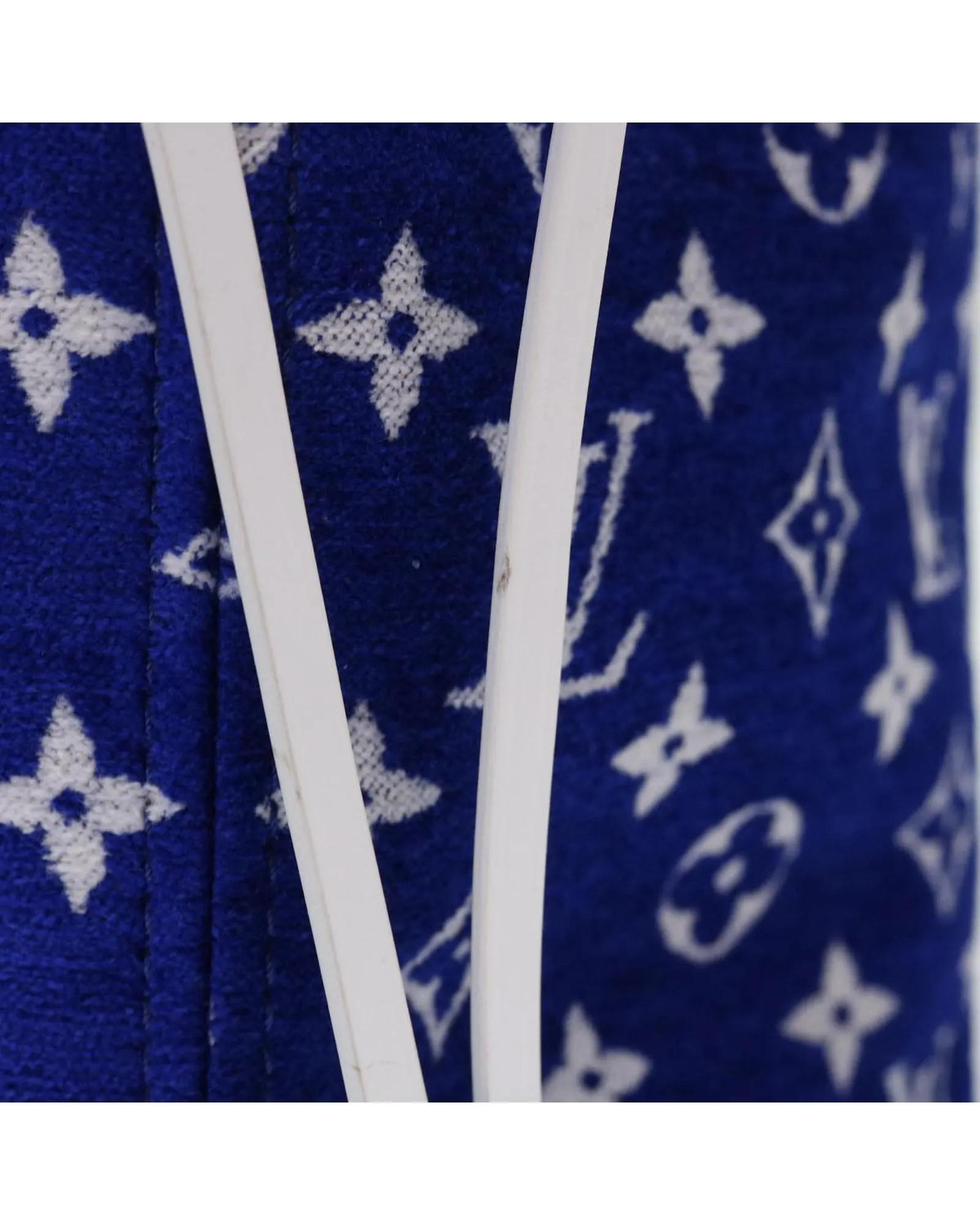Blue and White Leather Tote Bag with Pouch - Rank A