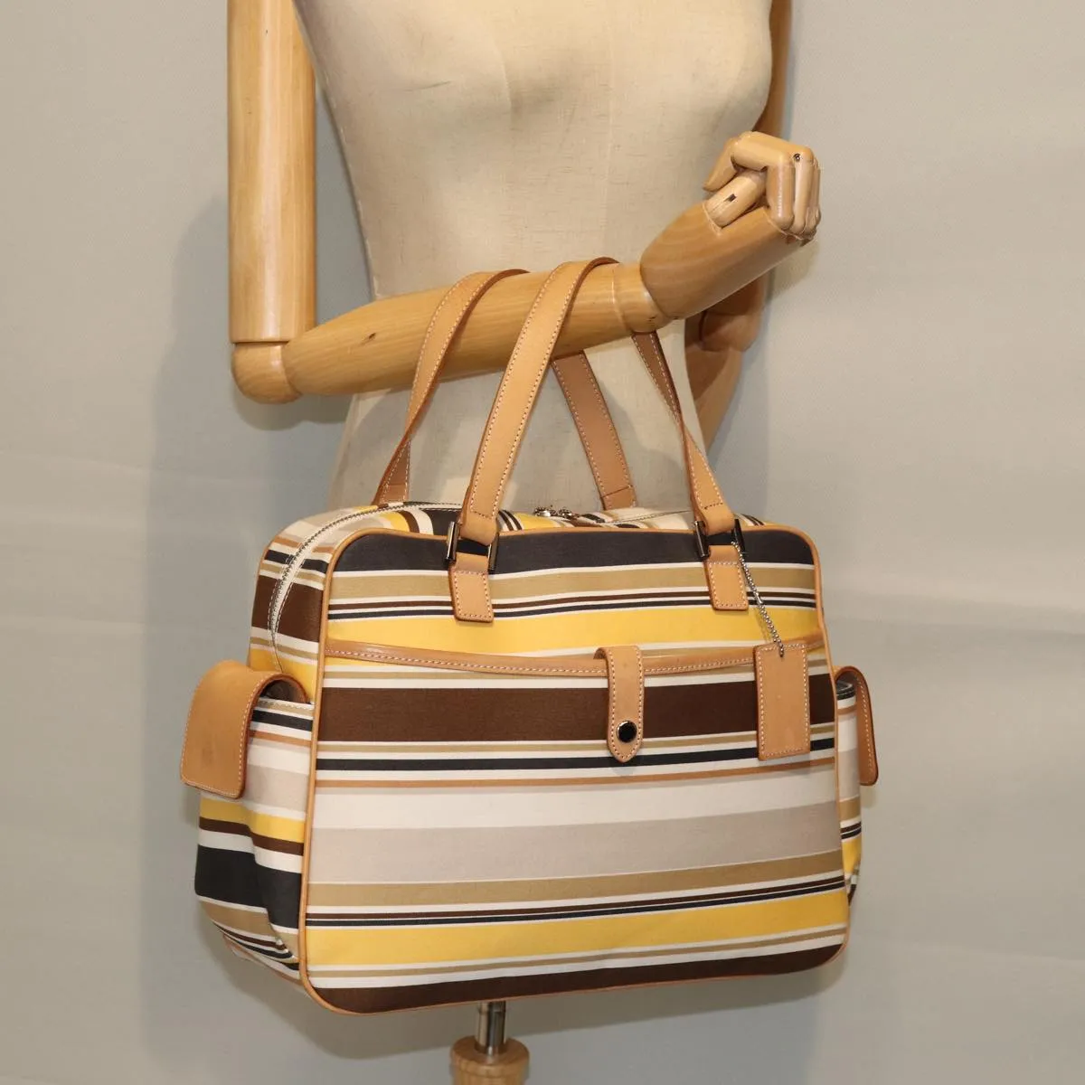 BURBERRY Handbag