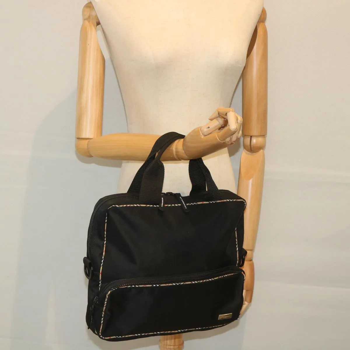 BURBERRY Handbag