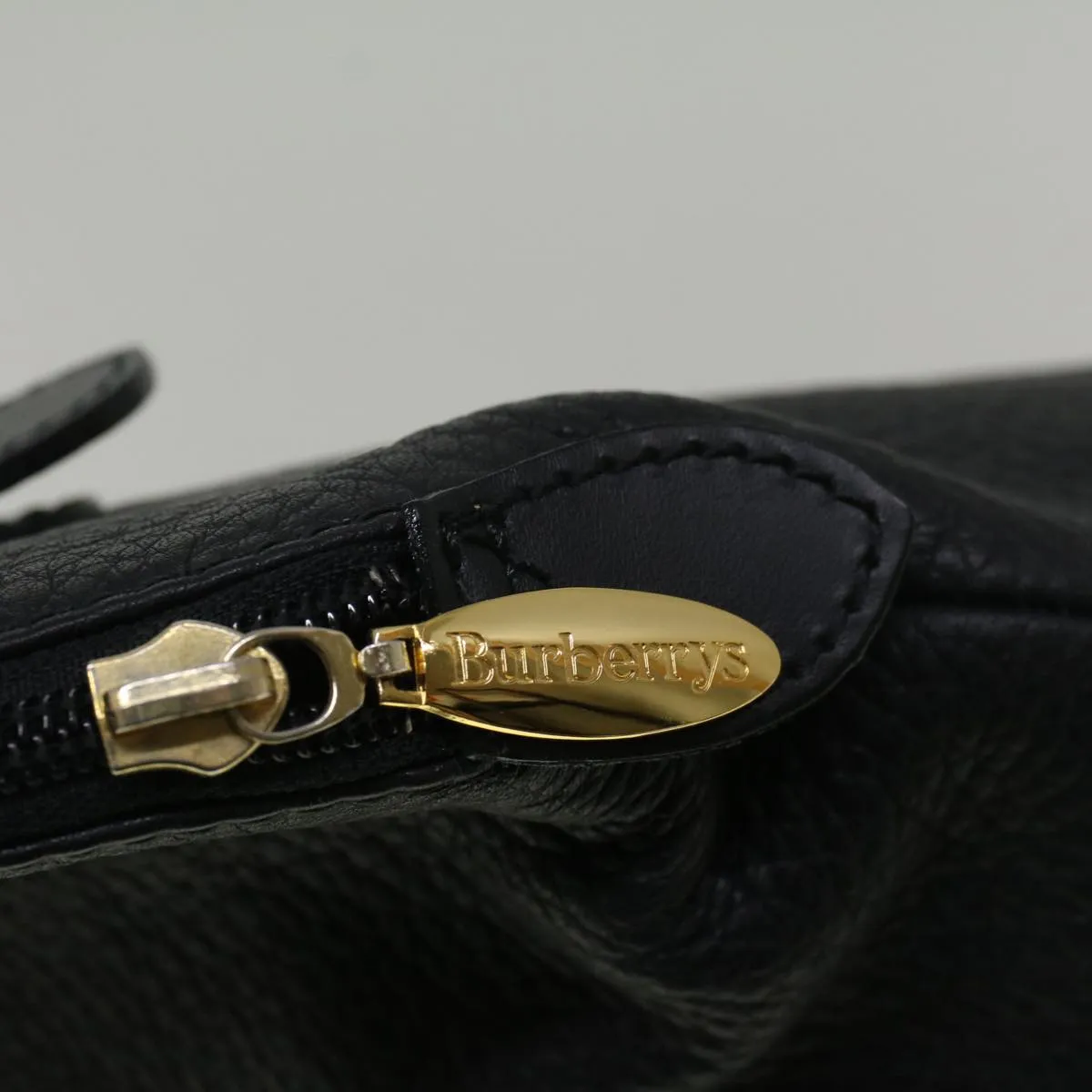 BURBERRY Handbag