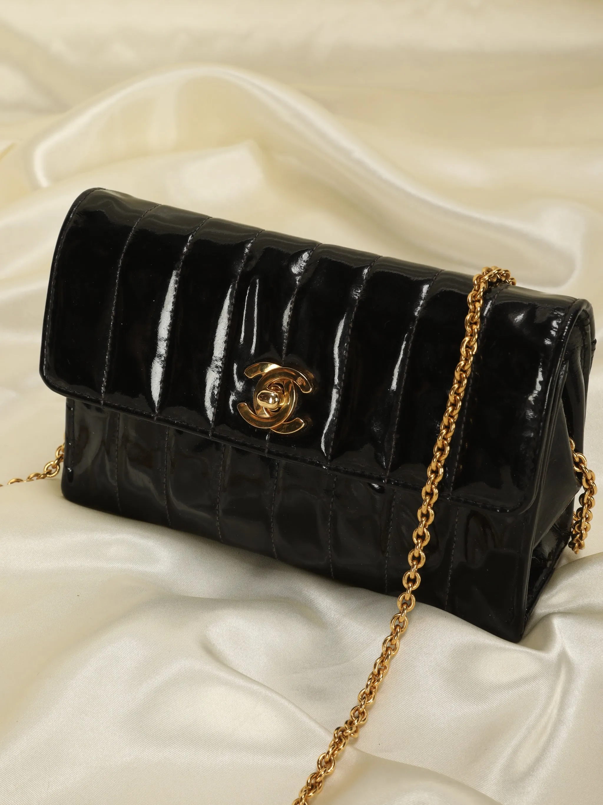 CL Patent Vertical Mini Bag