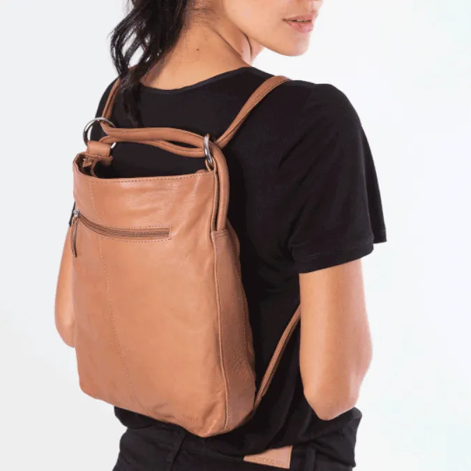 GABEE Indiana Leather Convertible Handbag Backpack - Large