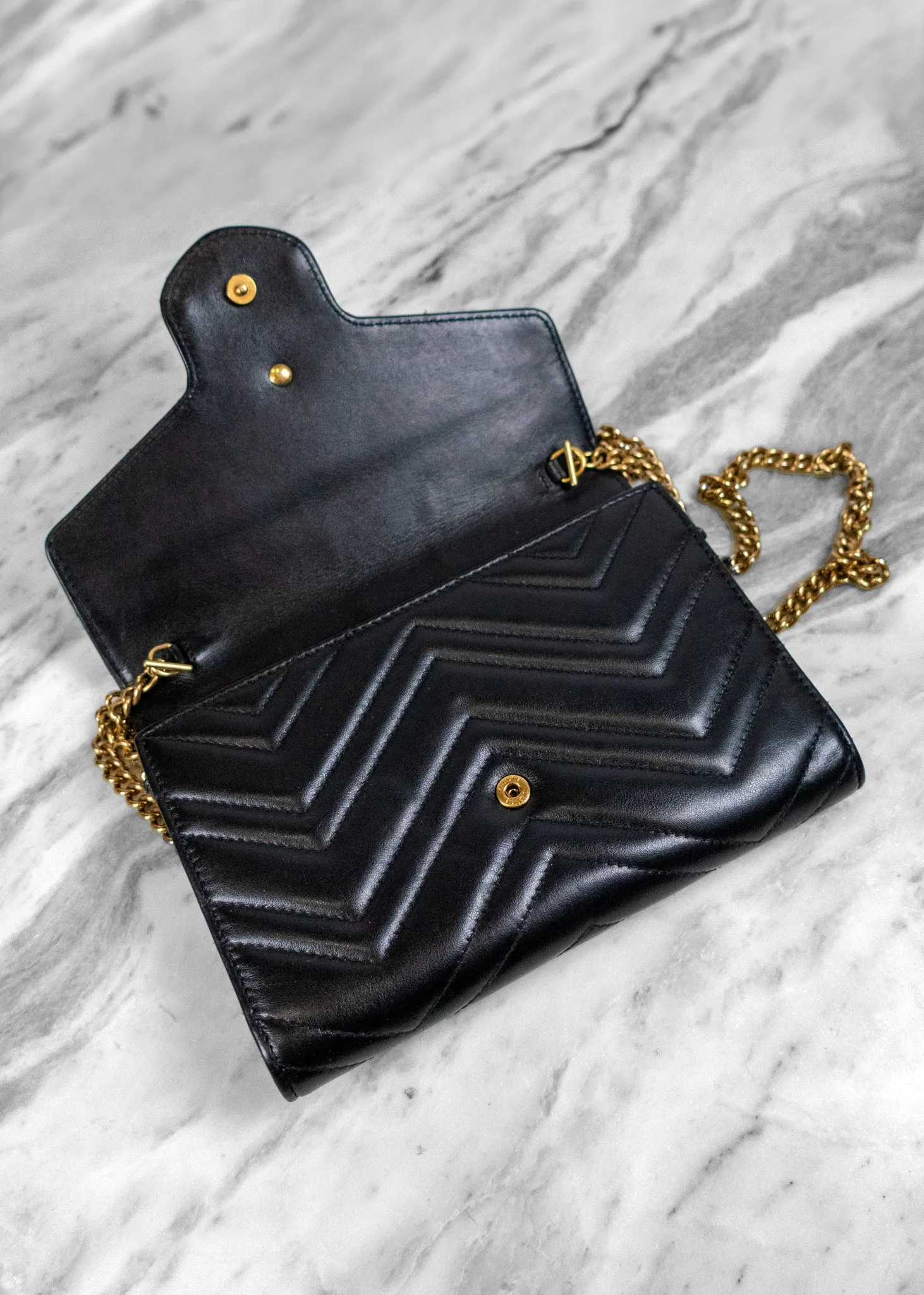 Gucci Calfskin Matelasse GG Marmont Chain Wallet