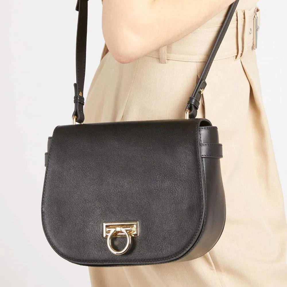 Elegant Leather Saddle Bag - VESPER 323895 | Chic and Stylish Crossbody Purse