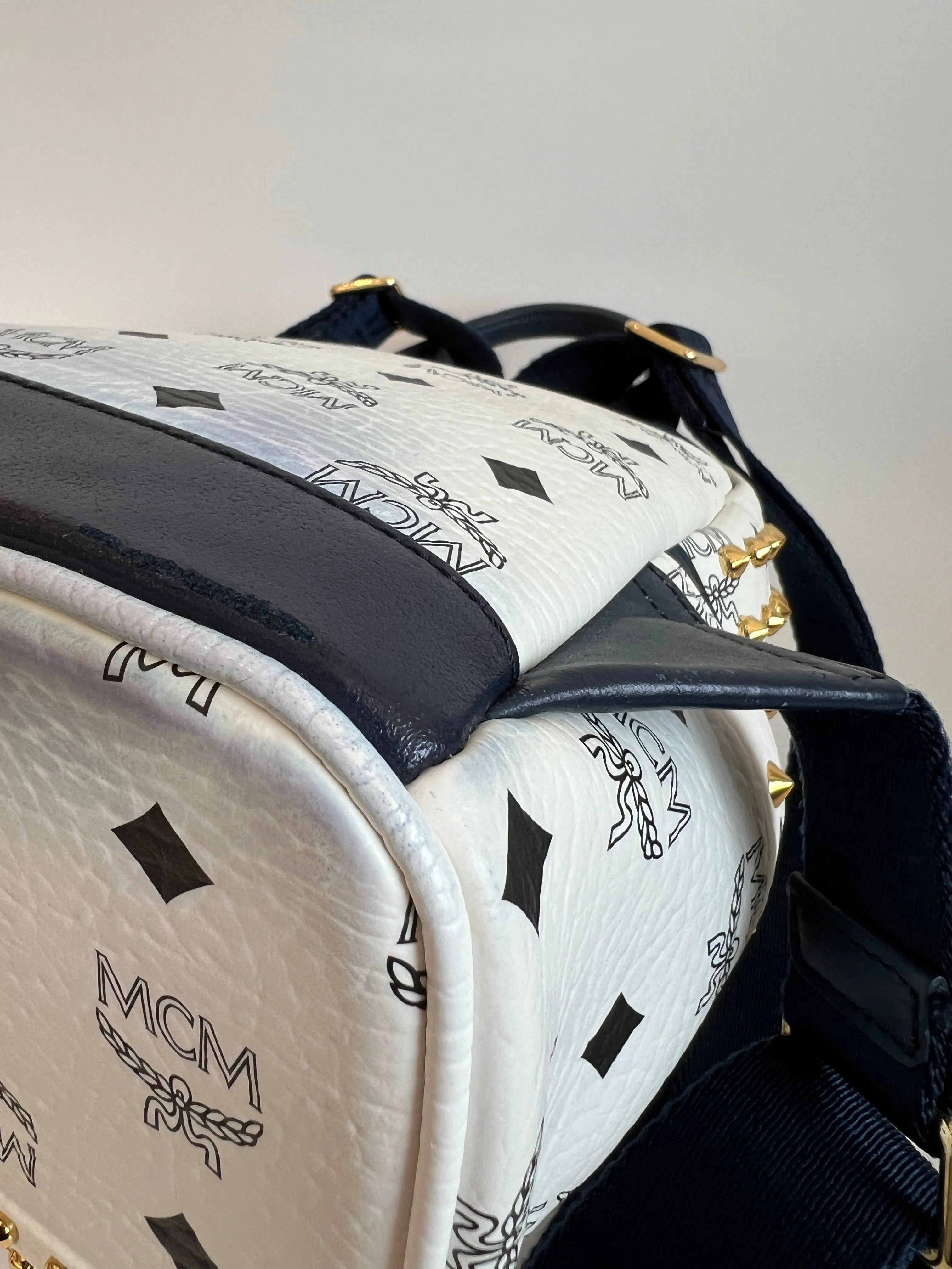 Mini Diamond Stark Backpack in White / Navy