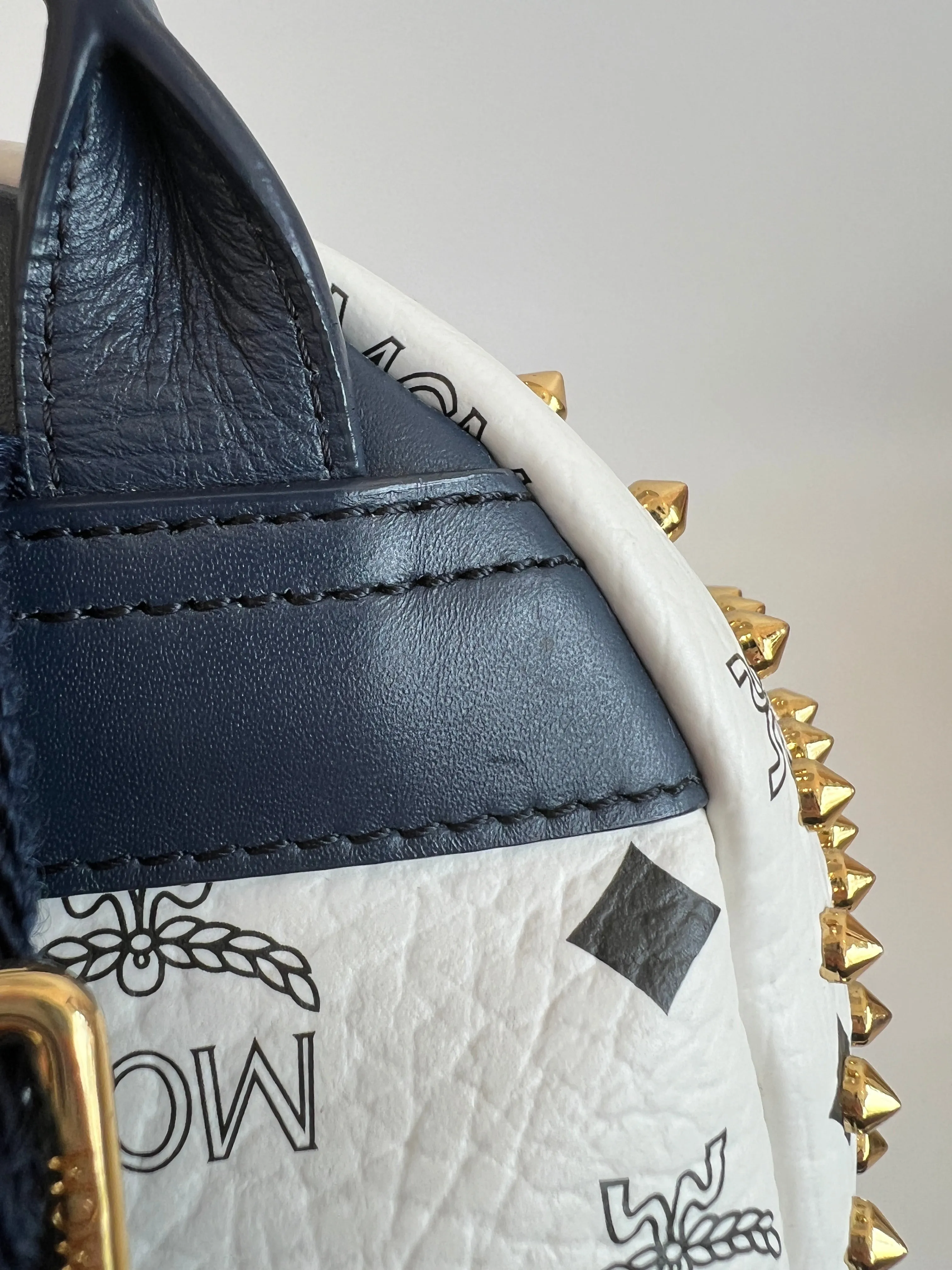 Mini Diamond Stark Backpack in White / Navy