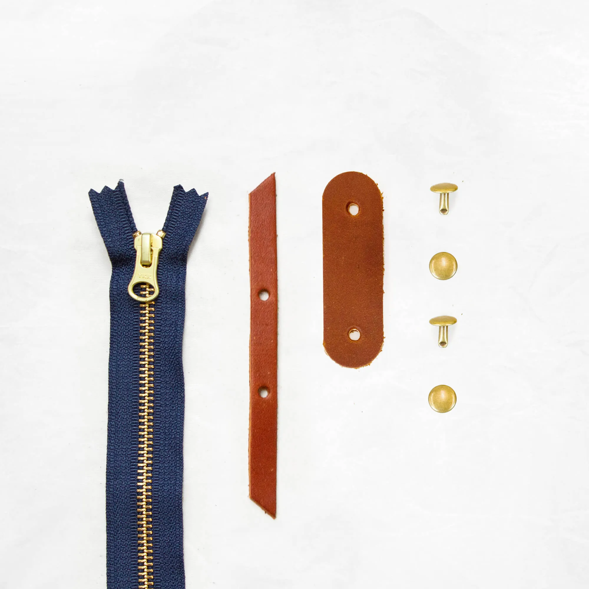 Oberlin - Chestnut Zipper Closure Kit