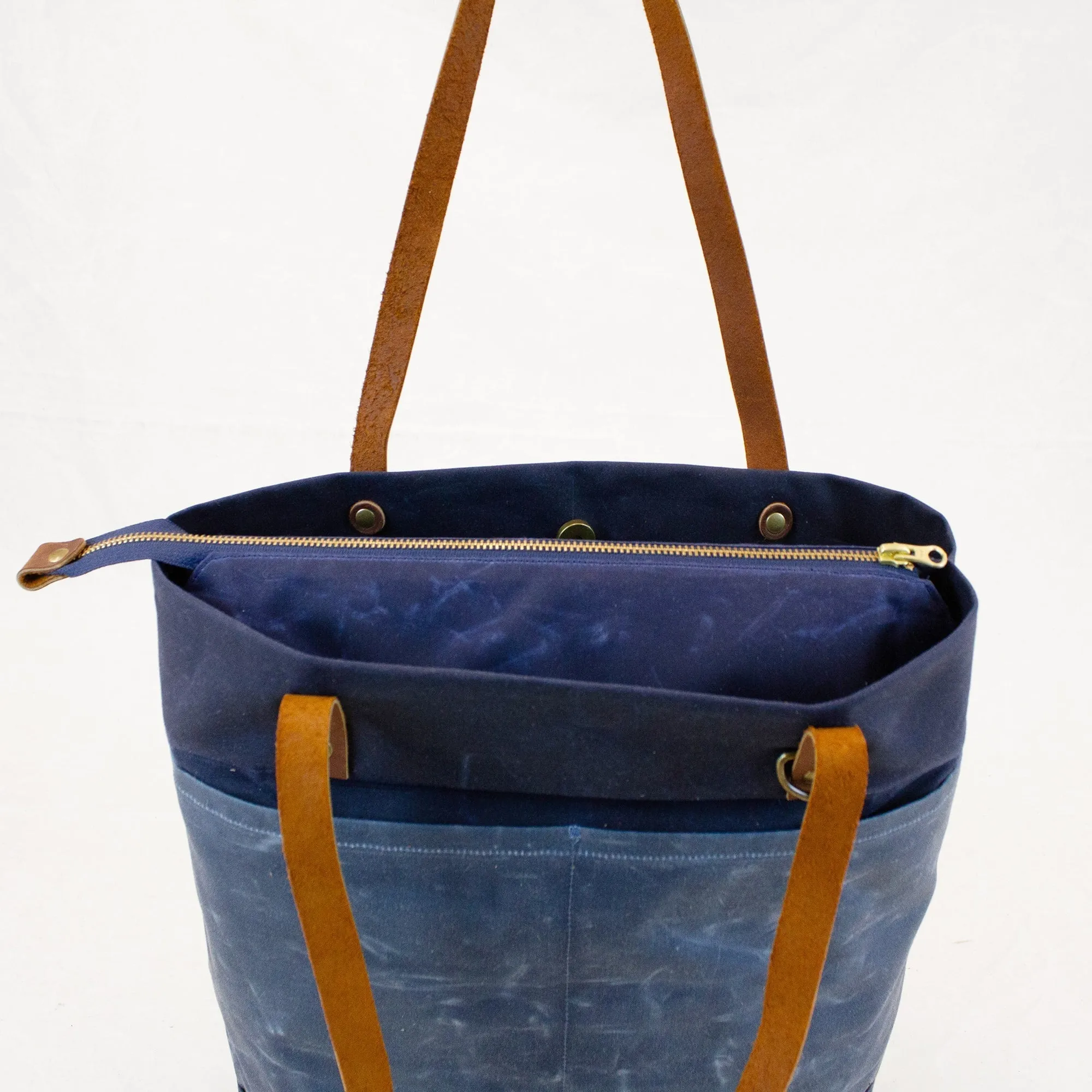 Oberlin - Chestnut Zipper Closure Kit