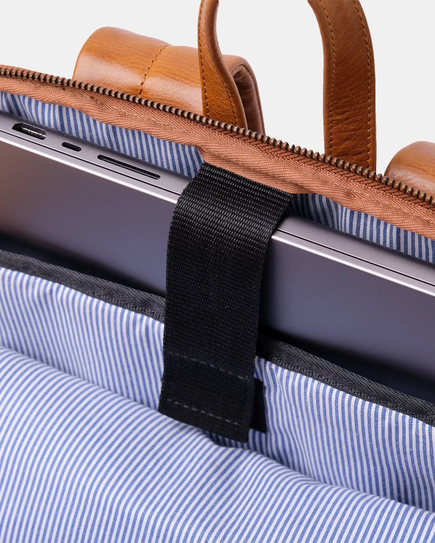 Soho Urbanist Slim Backpack | Tan